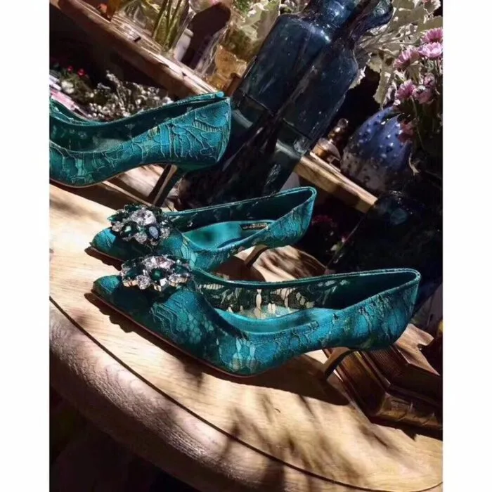 Scarpin Bellucci Dolce&Gabbana Renda e Cristais - Loja Must Have