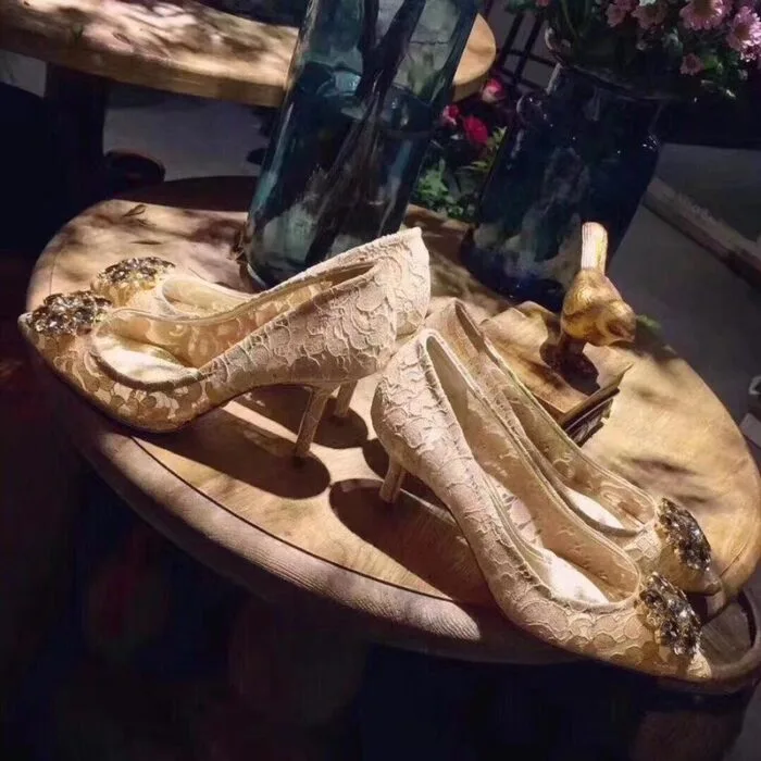 Scarpin Bellucci Dolce&Gabbana Renda e Cristais - Loja Must Have