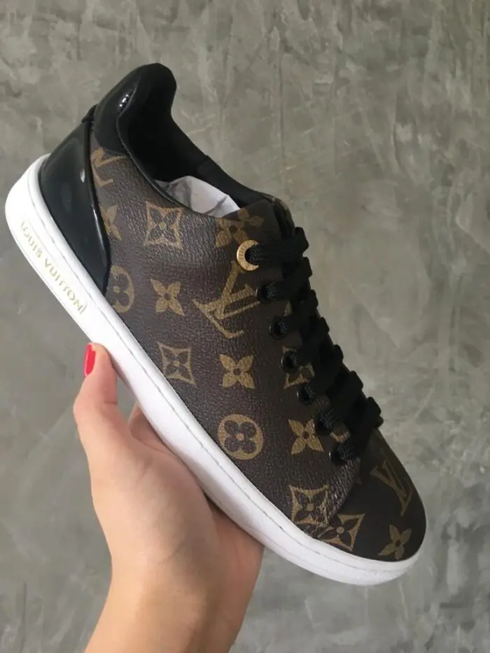 Tênis sneaker Frontrow canvas Monogram Louis Vuitton - Loja Must Have