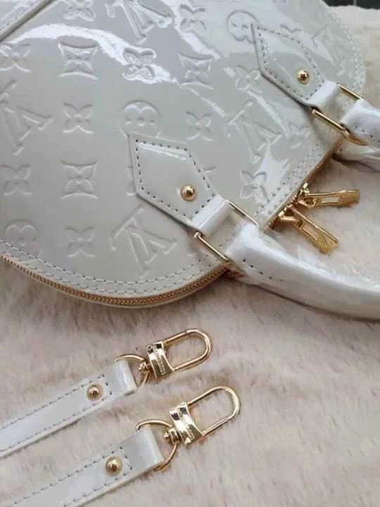 Bolsa Alma BB Vernis Louis Vuitton - Loja Must Have