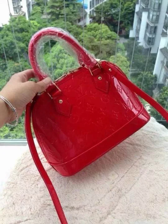 Bolsa Alma BB Vernis Louis Vuitton - Loja Must Have