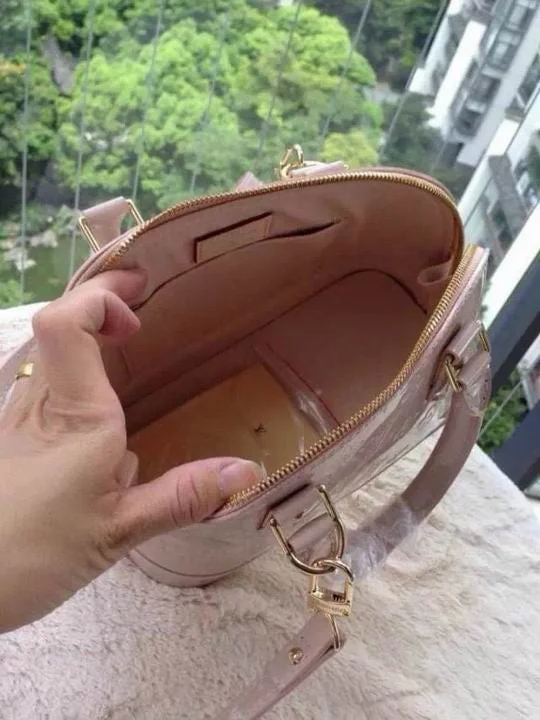 Bolsa Alma BB Vernis Louis Vuitton - Loja Must Have