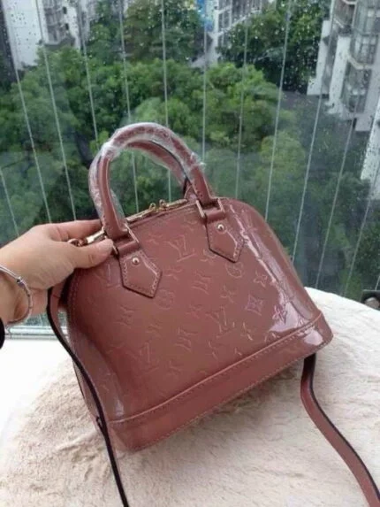 Bolsa Alma BB Vernis Louis Vuitton - Loja Must Have