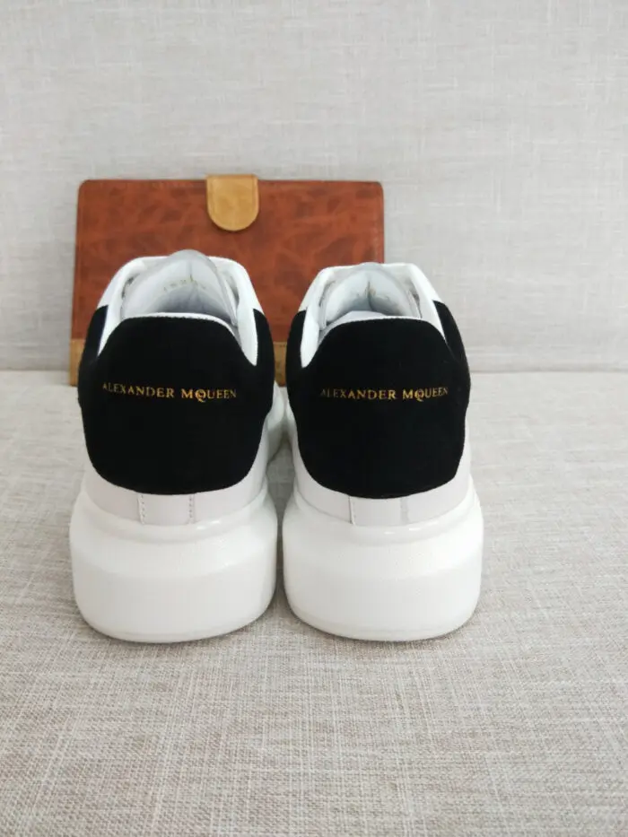 Tênis sneaker Alexander Mcqueen Oversized - Loja Must Have