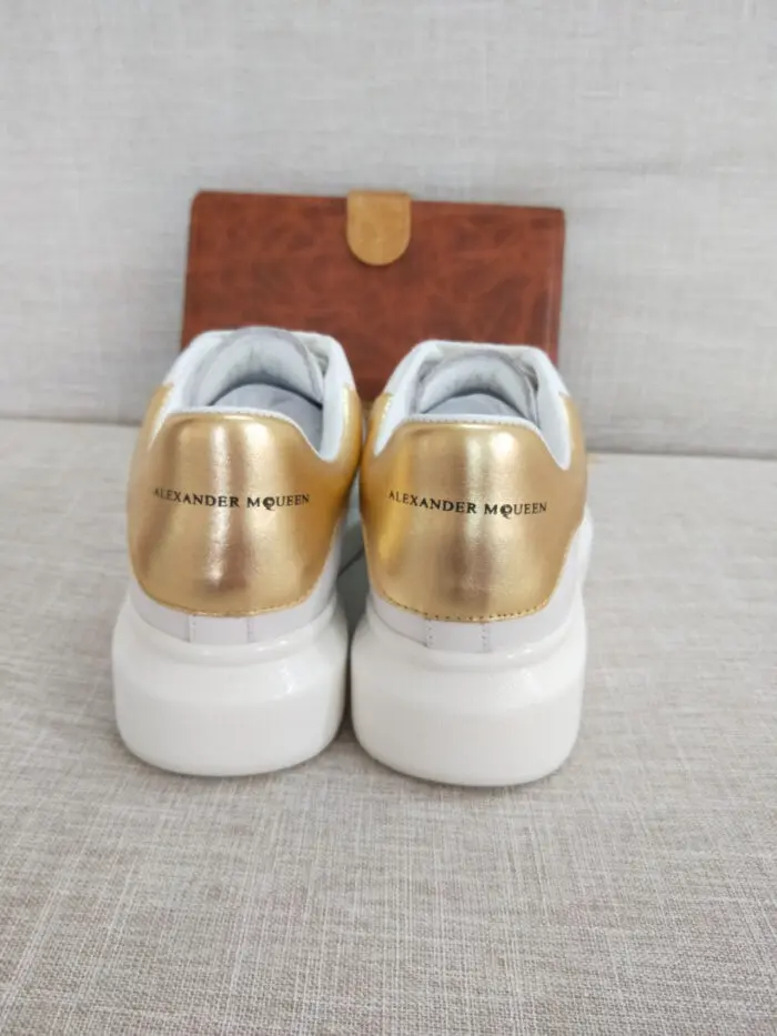 Tênis sneaker Alexander Mcqueen Oversized - Loja Must Have