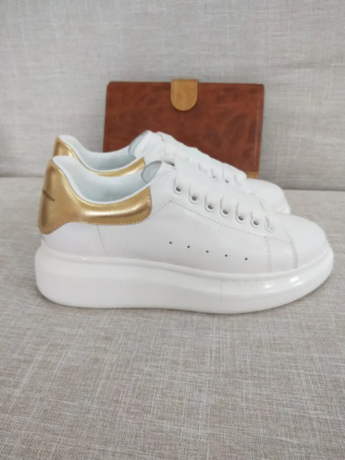Tênis sneaker Alexander Mcqueen Oversized - Loja Must Have
