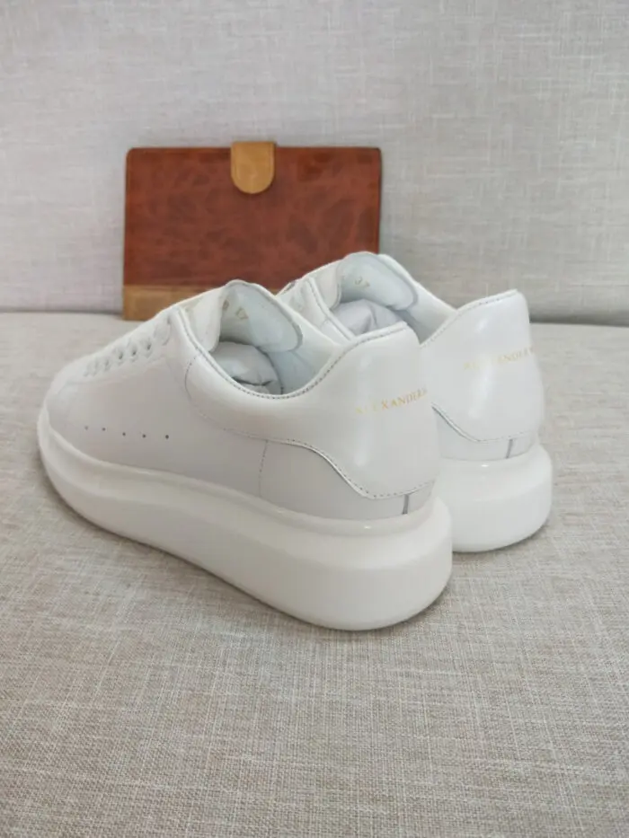 Tênis sneaker Alexander Mcqueen Oversized - Loja Must Have