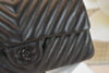 Bolsa Chanel 2.55 Chevron Black - Loja Must Have