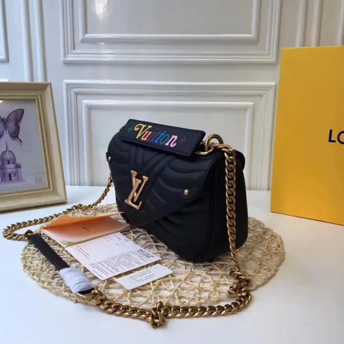 Bolsa Louis Vuitton Utility Crossbody Mmonogram – Loja Must Have