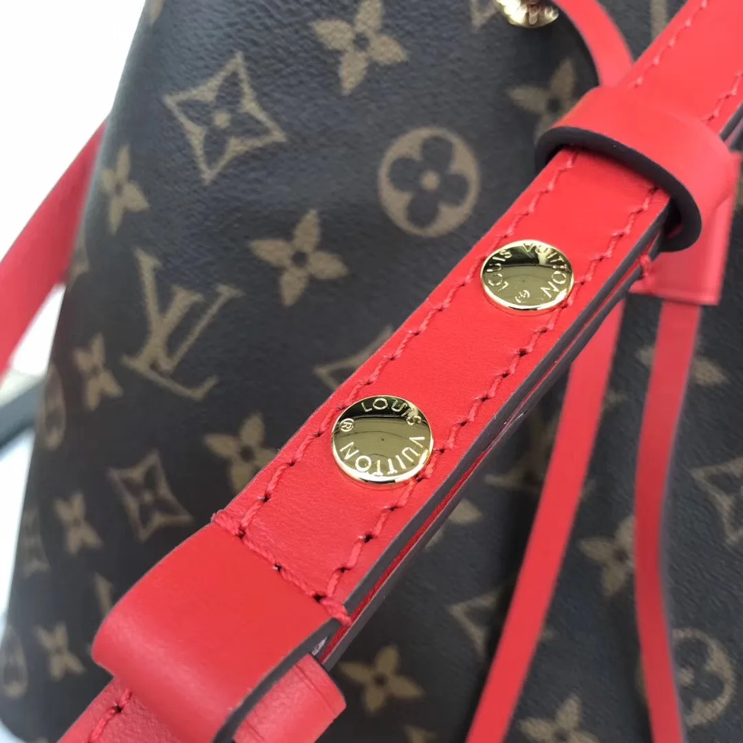 Bolsa Néonoé Monogram Louis Vuitton - Loja Must Have