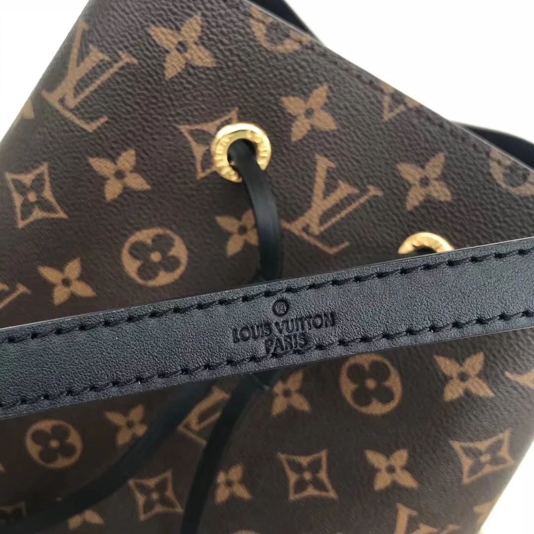 Bolsa Néonoé Monogram Louis Vuitton - Loja Must Have