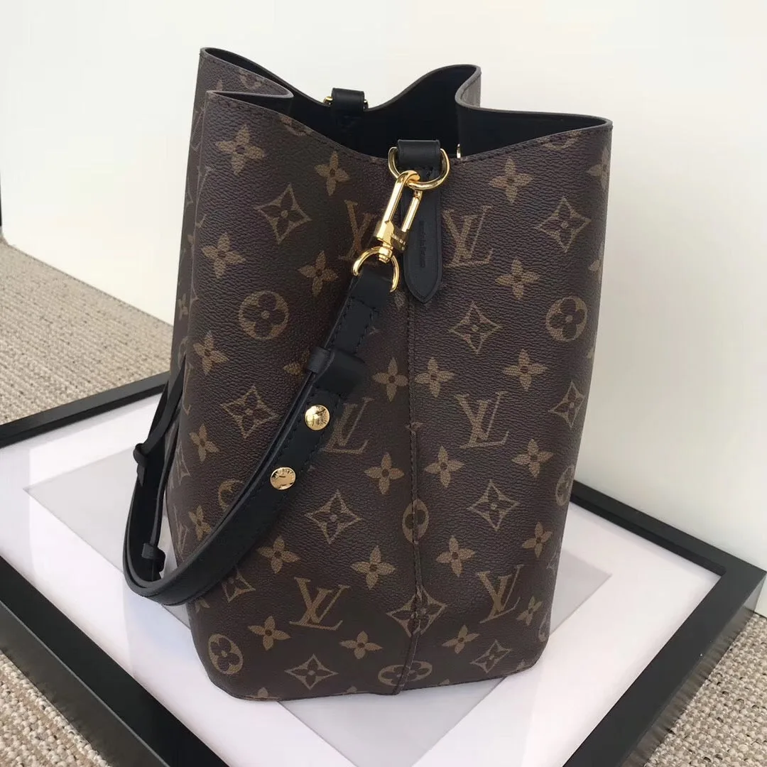 Bolsa Néonoé Monogram Louis Vuitton - Loja Must Have