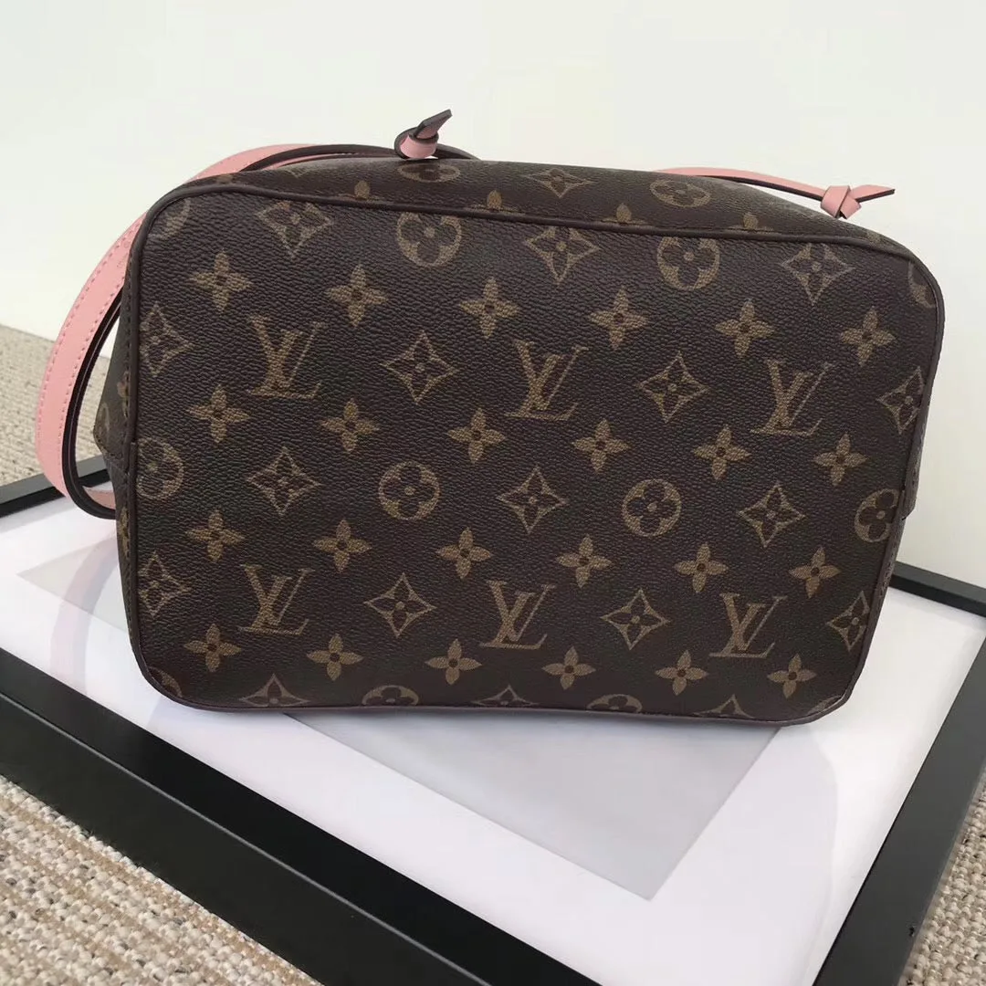Bolsa Néonoé Monogram Louis Vuitton - Loja Must Have