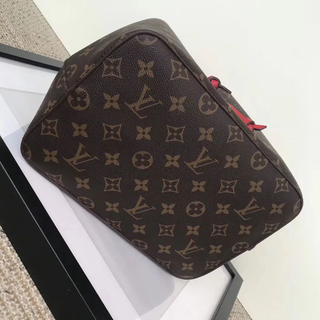 Bolsa Néonoé Monogram Louis Vuitton - Loja Must Have
