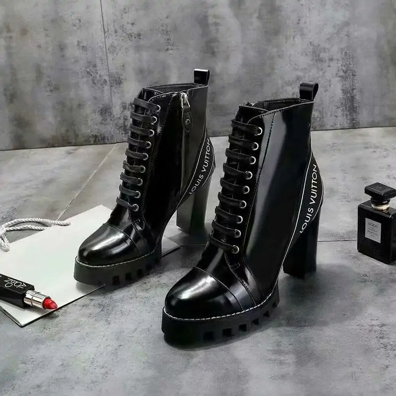 Preços baixos em Botas Preto Bota Louis Vuitton para mulheres