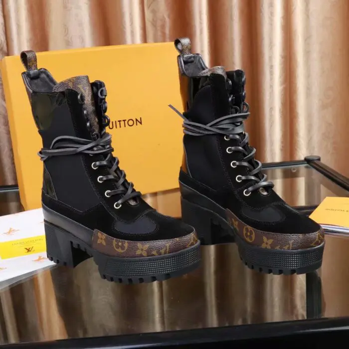 Bota Desert Laureate Louis Vuitton - Loja Must Have