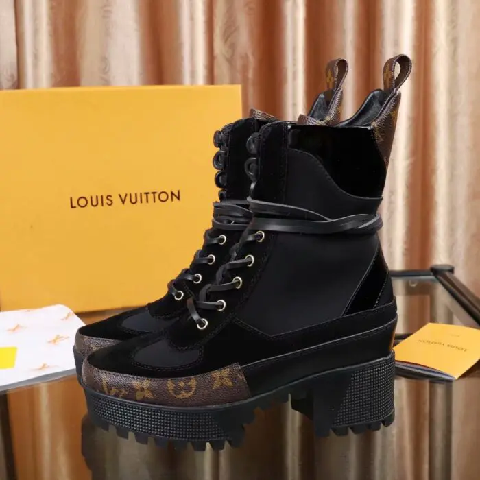 Bota Desert Laureate Louis Vuitton - Loja Must Have