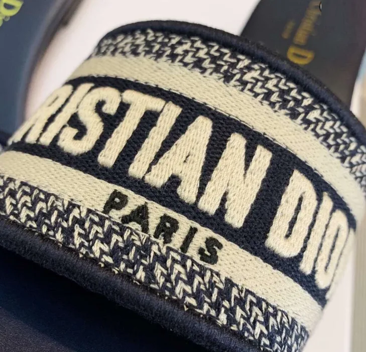 Rasteira Mule Dior Dway Bordada - Loja Must Have