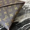 Conjunto Clutch Kirigami Louis Vuitton - Loja Must Have