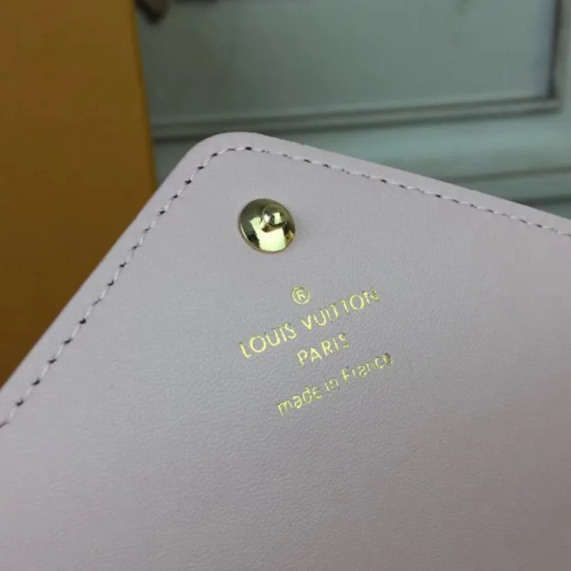 Conjunto Clutch Kirigami Louis Vuitton - Loja Must Have