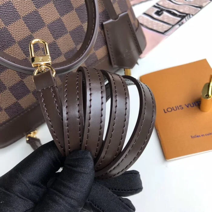 Bolsa Alma BB Louis Vuitton - Loja Must Have