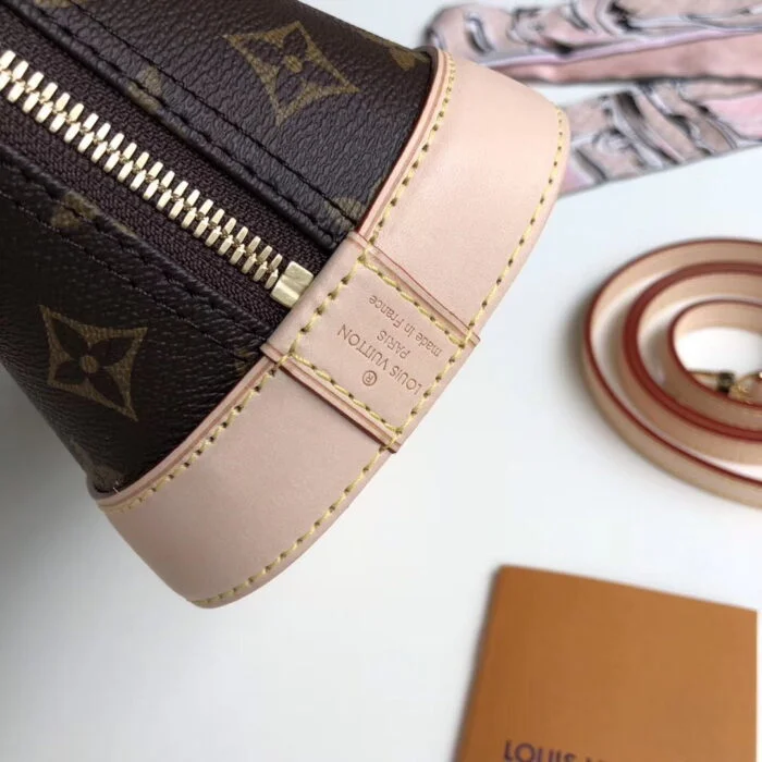 Bolsa Alma BB Louis Vuitton - Loja Must Have