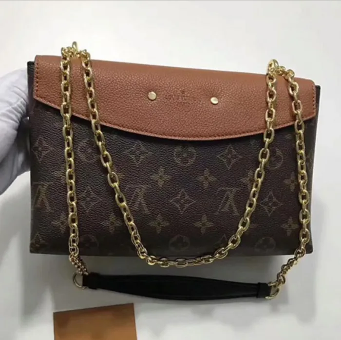 Bolsa Louis Vuitton Saint Placide Monogram - Loja Must Have