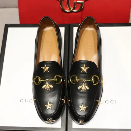 Mocassim Loeafer Gucci Jordaan Bordado Abelhas couro - Loja Must Have