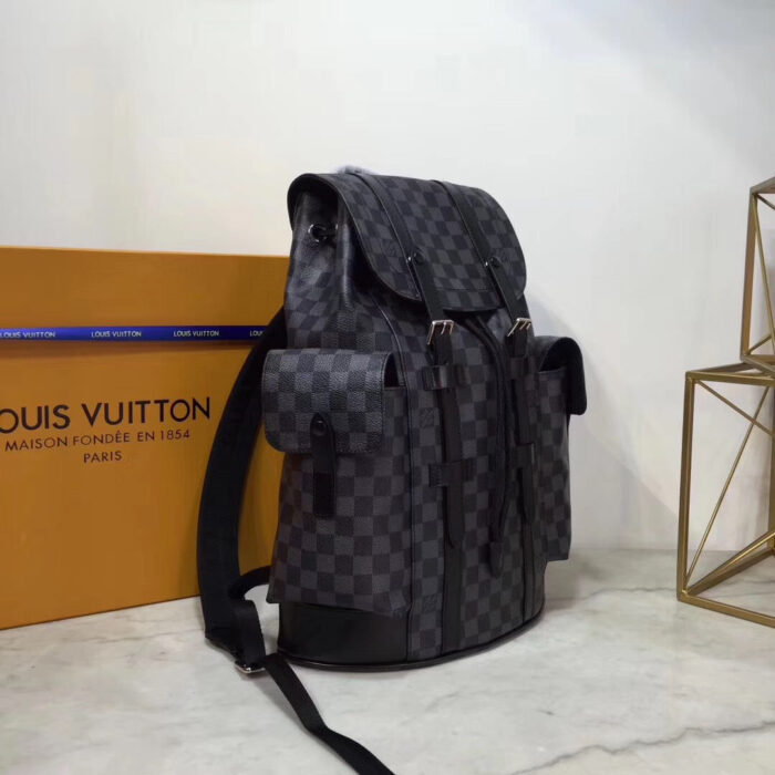 Mochila Louis Vuitton Christopher - Loja Must Have