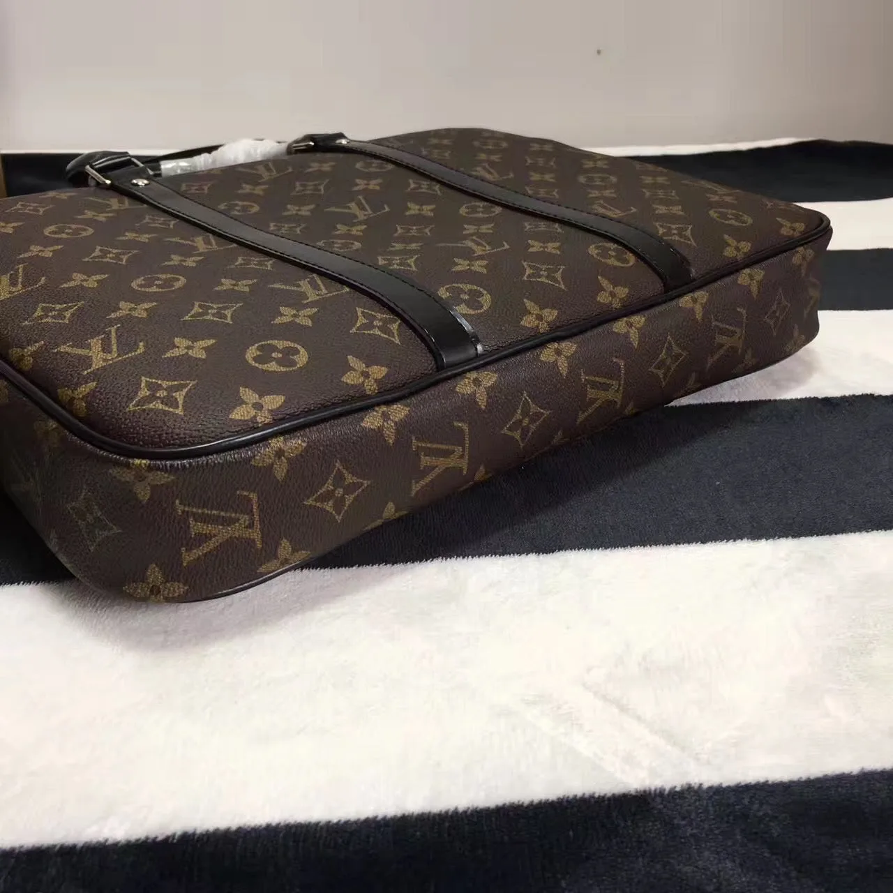 Pasta Business Louis Vuitton - Loja Must Have