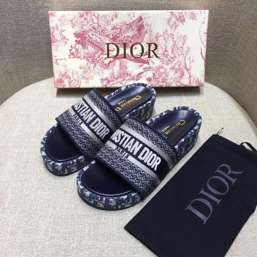 Sandália Slide Plataforma Dior Dway Monogram - Loja Must Have