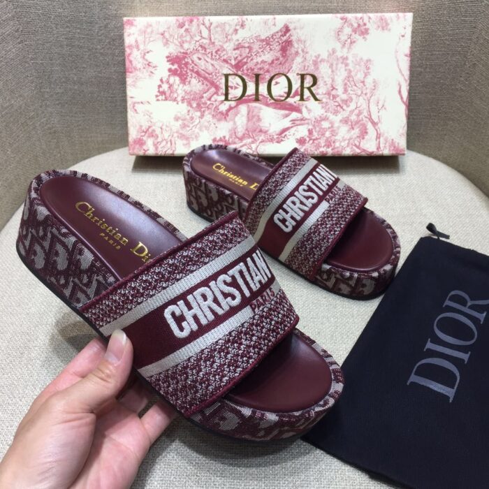 Sandália Slide Plataforma Dior Dway Monogram - Loja Must Have