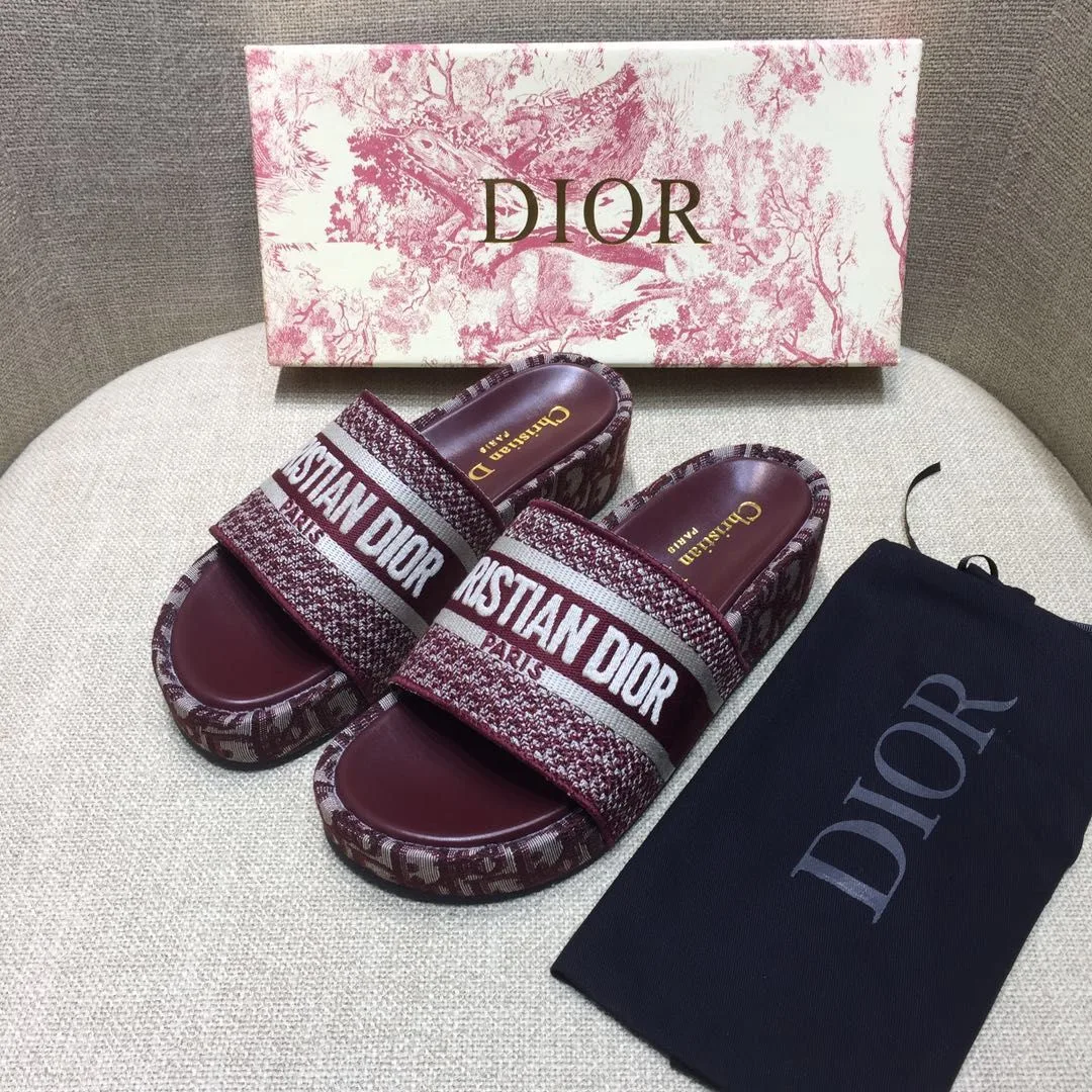 Sandália Slide Plataforma Dior Dway Monogram - Loja Must Have
