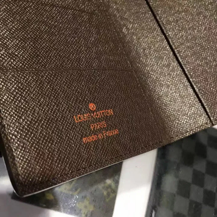 Capa para Passaporte Louis Vuitton - Loja Must Have