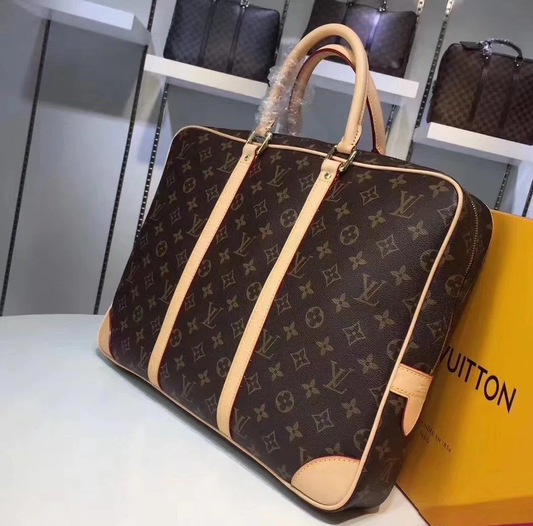Porta Documentos Voyage Louis Vuitton - Loja Must Have