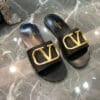 Sandália rasteira Vlogo Valentino - Loja Must Have