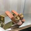 Sandália rasteira Vlogo Valentino - Loja Must Have