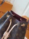 Mochila Louis Vuitton Montsouris - Loja Must Have