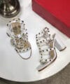 Sandália Valentino salto bloco matte leather Rockstud - Loja Must Have