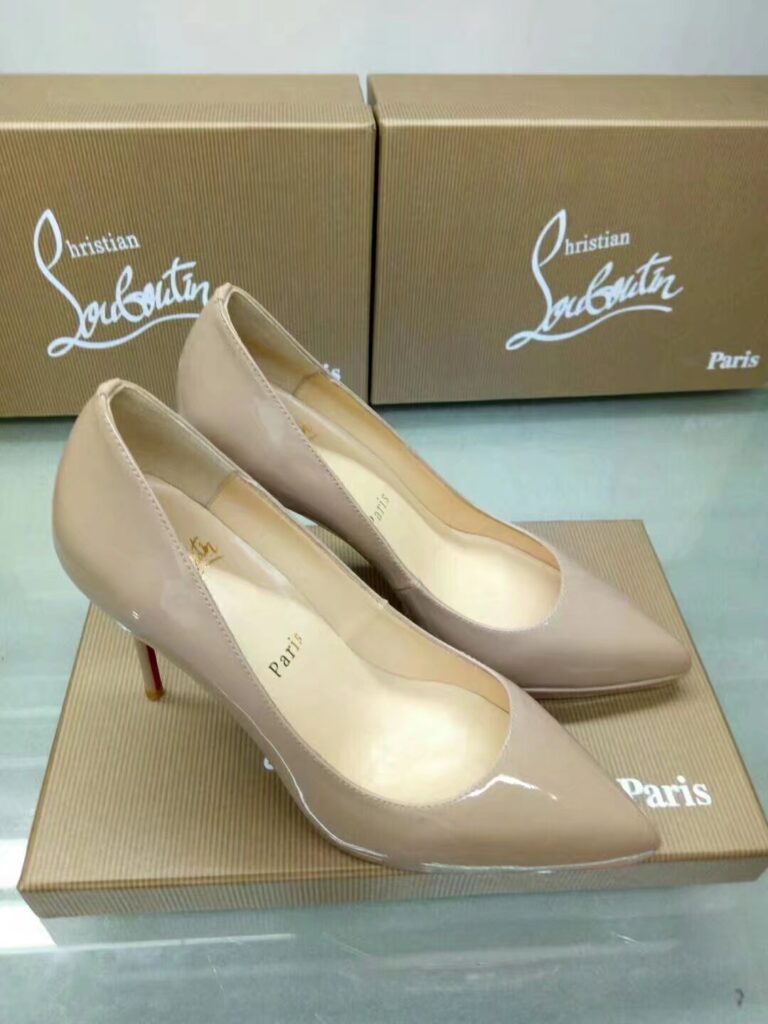 Scarpin Pigalle Plato Louboutin - Loja Must Have