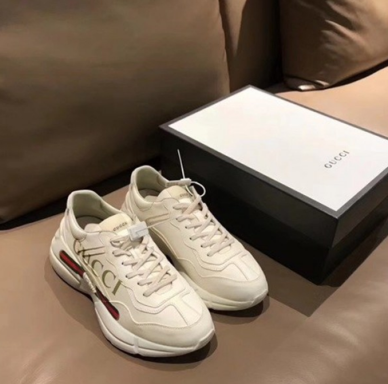 Tênis Gucci Rhyton Logo Sneaker - Loja Must Have