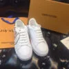Tênis sneaker Time Out Logo Louis Vuitton - Loja Must Have