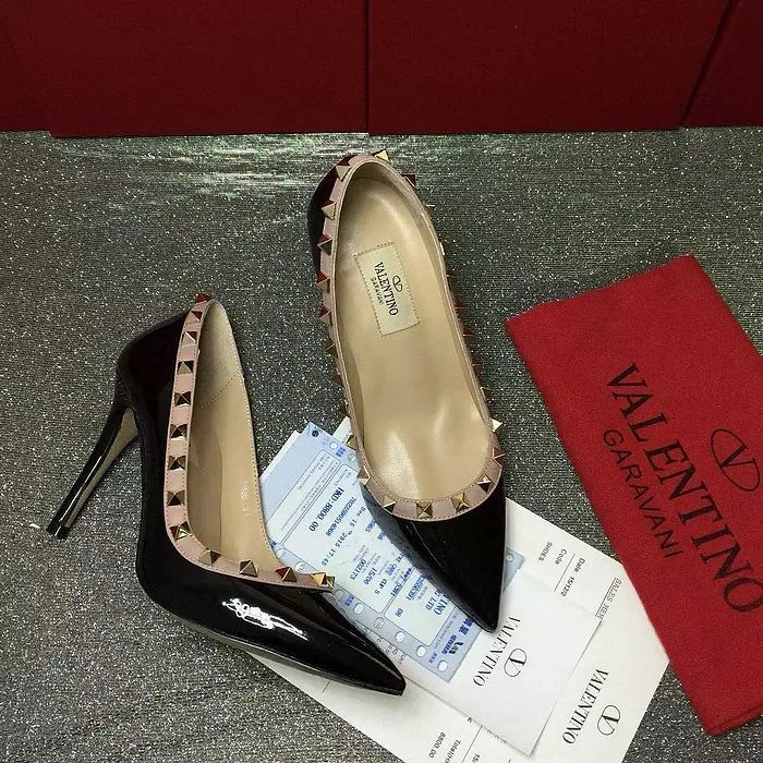 Scarpin Valentino Garavani Rockstud - Loja Must Have